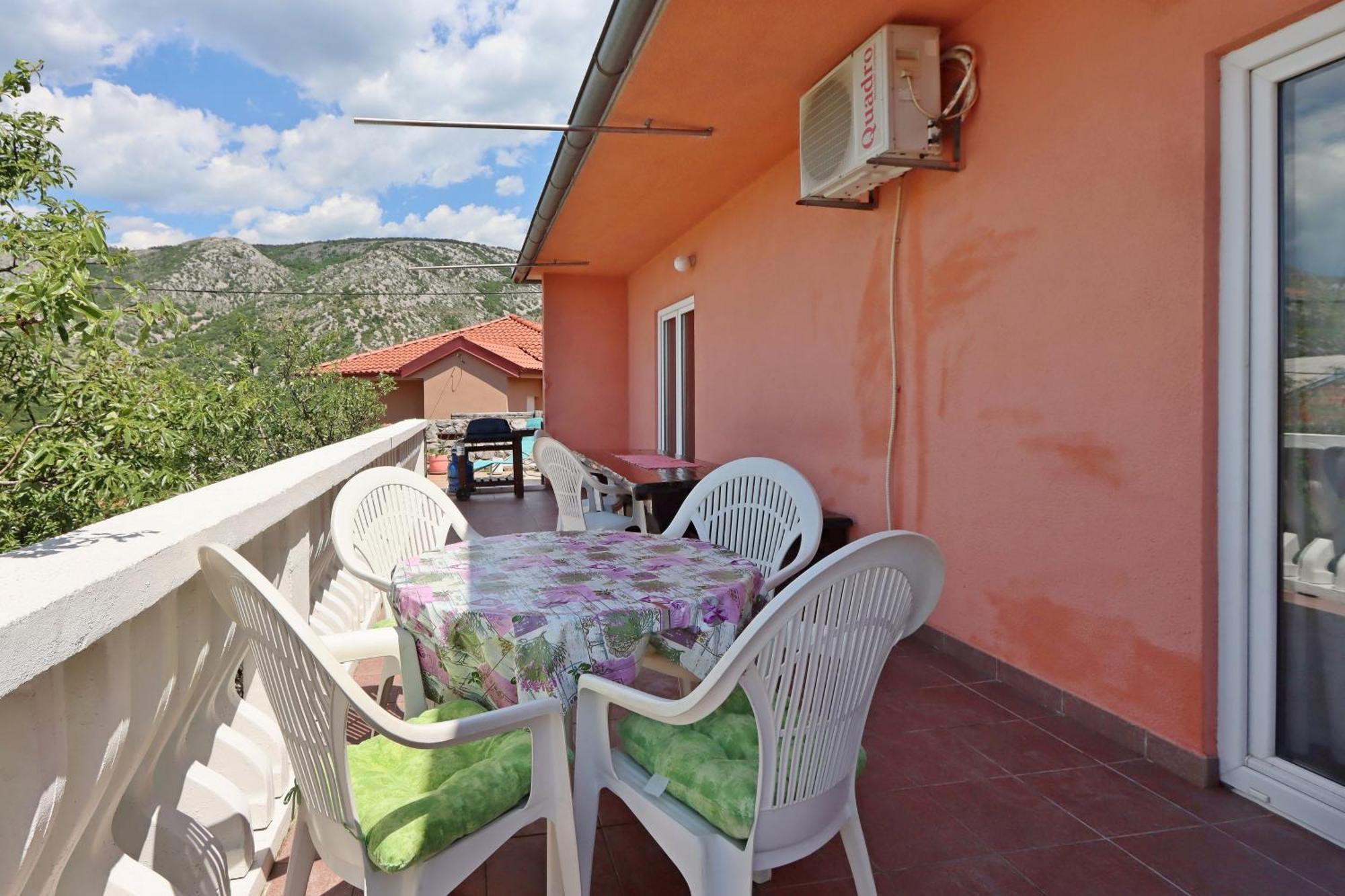 Apartments With A Parking Space Senj - 5571 Exterior foto